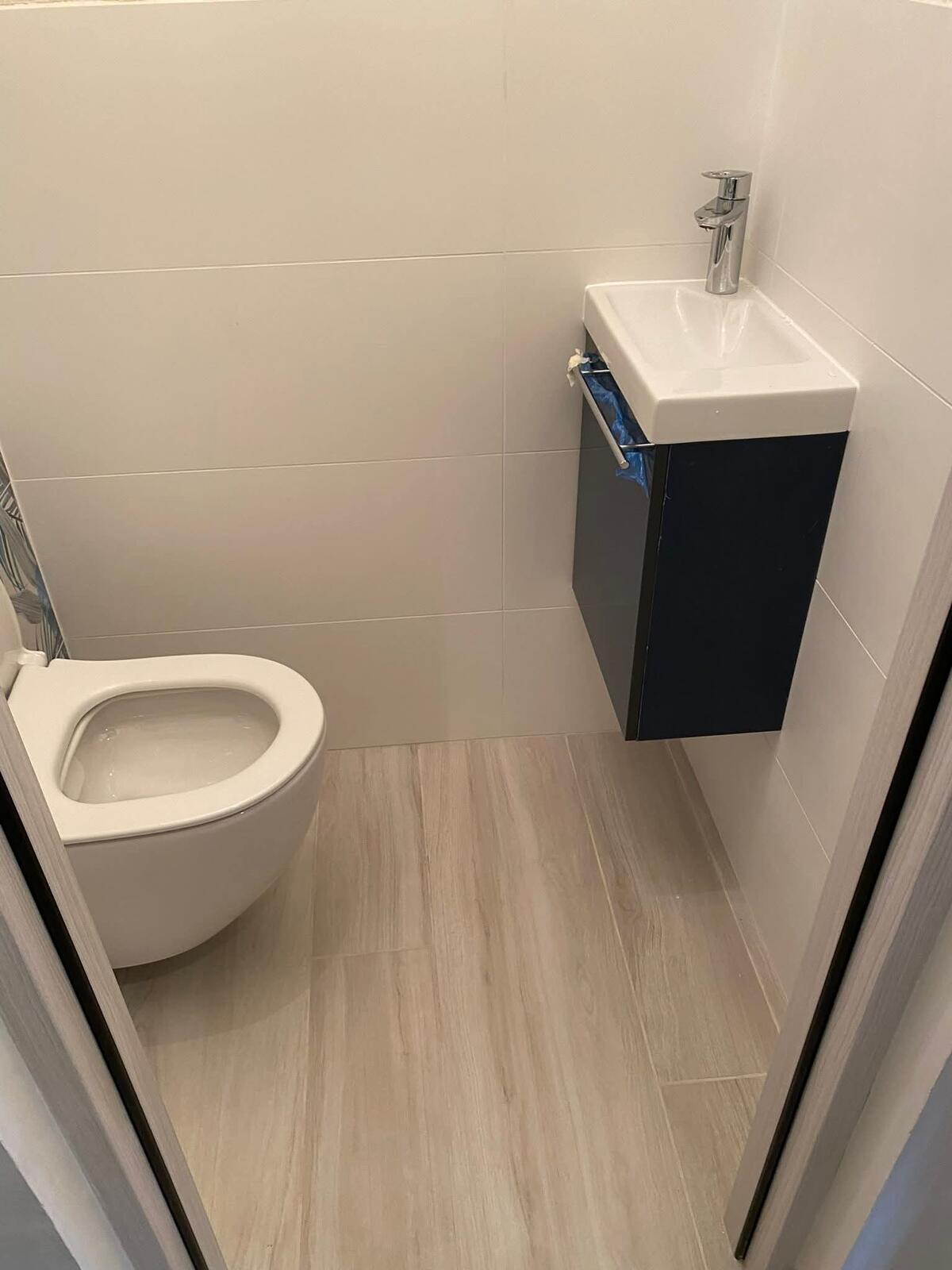 Création d’un wc suspendu